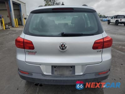 Zdjęcie 6 z 12 samochodu: 2017 VOLKSWAGEN TIGUAN S VIN:WVGAV7AX7HK054658 - miniatura