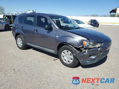 Czwarte zdjęcie samochodu z boku: 2010 MITSUBISHI OUTLANDER ES VIN:JA4AS2AW5AZ000841 - miniatura
