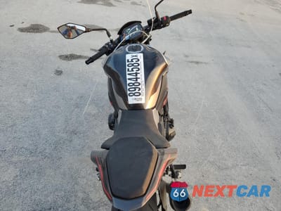 Zdjęcie 6 z 9 samochodu: 2023 KAWASAKI ZR900 F VIN:ML5ZRDF1XPDA62753 - miniatura
