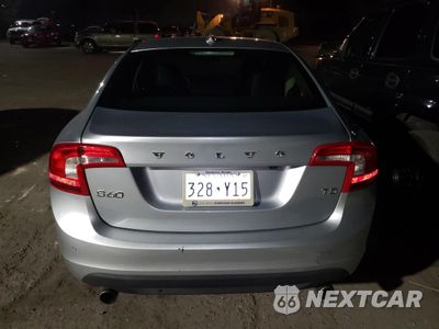 Zdjęcie 6 z 12 samochodu: 2013 VOLVO S60 T5 VIN:YV1612FS2D2189394 - miniatura