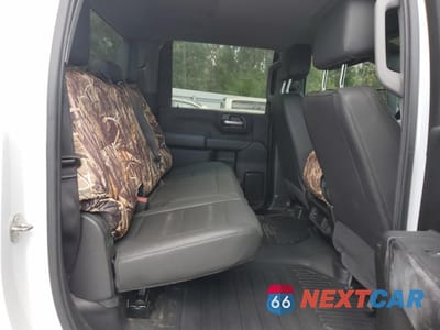 Zdjęcie 10 z 14 samochodu: 2024 CHEVROLET SILVERADO K2500 HEAVY DUTY VIN:1GC4YLE78RF382810 - miniatura