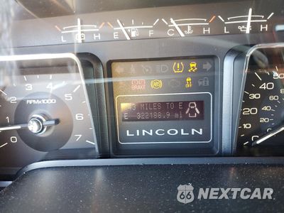 Zdjęcie 9 z 14 samochodu: 2012 LINCOLN NAVIGATOR VIN:5LMJJ2J59CEL04919 - miniatura