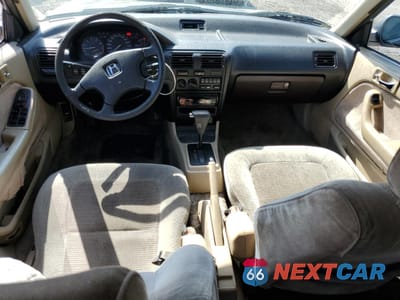 Zdjęcie 8 z 12 samochodu: 1990 HONDA ACCORD EX VIN:1HGCB7668LA188410 - miniatura