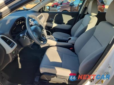 Zdjęcie 7 z 13 samochodu: 2022 HONDA HR-V LX VIN:3CZRU5H37NM739730 - miniatura