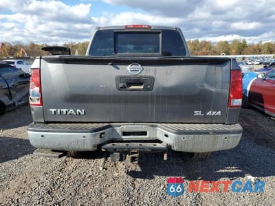 Zdjęcie 6 z 12 samochodu: 2014 NISS TITAN VIN:1N6AA0EC2EN505209 - miniatura