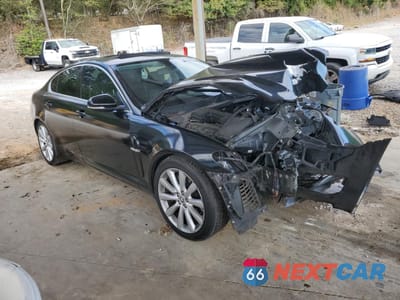 Czwarte zdjęcie samochodu z boku: 2011 JAGUAR XF VIN:SAJWA0FB0BLS00847 - miniatura