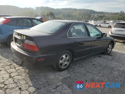 Trzecie zdjęcie samochodu z tyłu: 1997 HONDA ACCORD SE VIN:1HGCD5609VA041204 - miniatura
