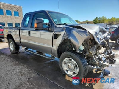 Czwarte zdjęcie samochodu z boku: 2008 FORD F250 SUPER DUTY VIN:1FTSX21598ED73031 - miniatura