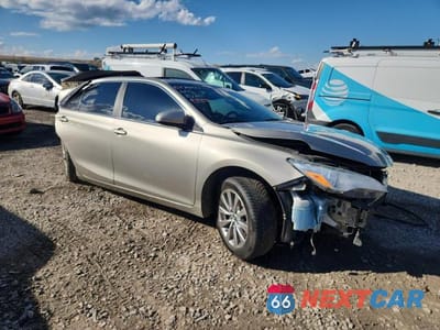 Czwarte zdjęcie samochodu z boku: 2015 TOYOTA CAMRY LE VIN:4T1BF1FK5FU979100 - miniatura