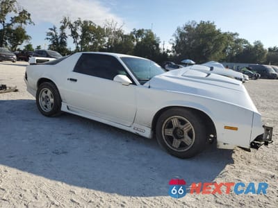 Czwarte zdjęcie samochodu z boku: 1991 CHEVROLET CAMARO Z28 VIN:1G1FP2387ML148582 - miniatura