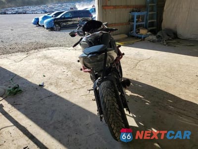 Czwarte zdjęcie samochodu z boku: 2023 KAWASAKI ZX636 K VIN:JKBZXJH16PA015408 - miniatura