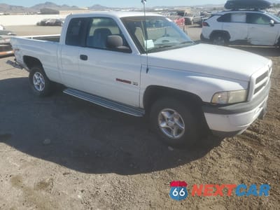 Czwarte zdjęcie samochodu z boku: 1998 DODGE RAM 1500 VIN:1B7HC13Z8WJ121694 - miniatura