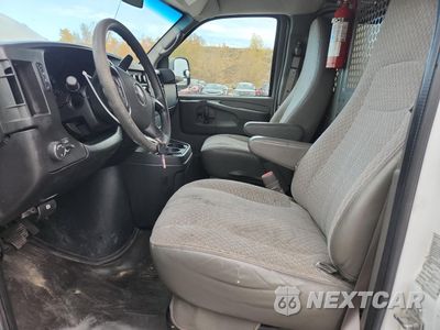 Zdjęcie 7 z 13 samochodu: 2014 GMC SAVANA G2500 DELIVERY VAN VIN:1GTW7FCA8E1902071 - miniatura