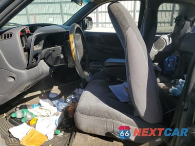 Zdjęcie 7 z 13 samochodu: 1999 DODGE DAKOTA VIN:1B7GL22X4XS271623 - miniatura