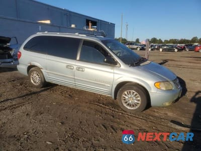Czwarte zdjęcie samochodu z boku: 2001 CHRYSLER TOWN & COUNTRY LIMITED VIN:2C8GP64L11R208539 - miniatura