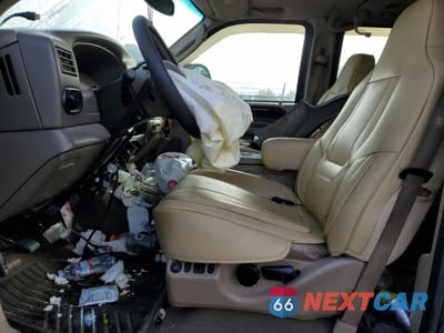 Zdjęcie 7 z 14 samochodu: 2003 FORD EXCURSION LIMITED VIN:1FMSU43P83EB44654 - miniatura