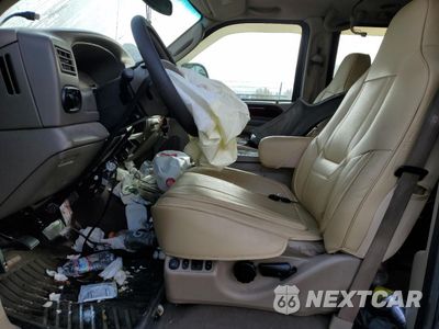 Zdjęcie 7 z 14 samochodu: 2003 FORD EXCURSION LIMITED VIN:1FMSU43P83EB44654 - miniatura