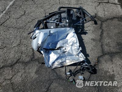Zdjęcie 13 z 16 samochodu: 2020 MERCEDES-BENZ GLC 350E VIN:W1N0G5DB9LF776156 - miniatura