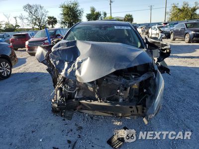 Piąte zdjęcie samochodu w środku: 2018 TOYOTA COROLLA L VIN:5YFBURHE5JP805968 - miniatura