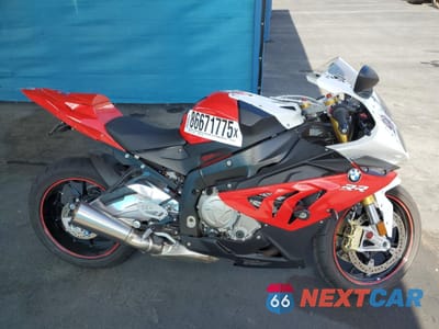 2013 BMW S 1000 RR WB1053403DZL18741 - główne zdjęcie licytacji z USA - miniatura