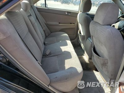 Zdjęcie 10 z 12 samochodu: 2005 TOYOTA CAMRY LE VIN:4T1BE32K65U014670 - miniatura