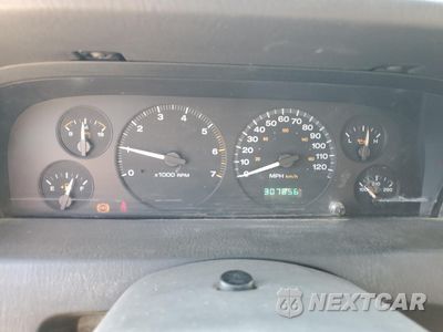 Zdjęcie 9 z 15 samochodu: 2004 JEEP GRAND CHEROKEE LAREDO VIN:1J4GW48S94C175551 - miniatura