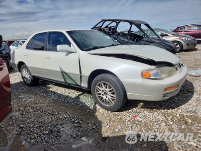 Czwarte zdjęcie samochodu z boku: 1996 TOYOTA CAMRY LE VIN:JT2BF12K9T0134918 - miniatura
