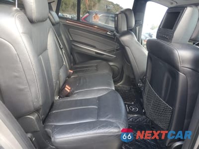 Zdjęcie 11 z 13 samochodu: 2008 MERCEDES-BENZ GL 550 4MATIC VIN:4JGBF86E48A314292 - miniatura