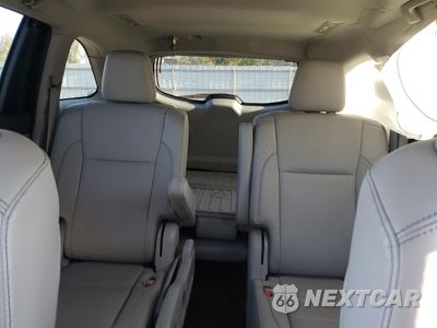 Zdjęcie 10 z 15 samochodu: 2019 TOYOTA HIGHLANDER HYBRID LIMITED VIN:5TDDGRFH4KS076559 - miniatura