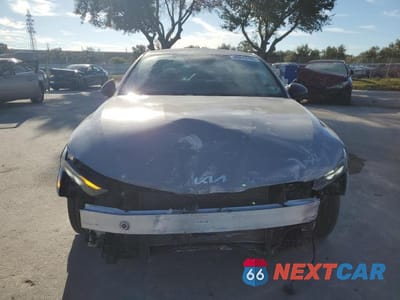 Piąte zdjęcie samochodu w środku: 2025 KIA K5 GT LINE VIN:KNAG64J71S5327932 - miniatura