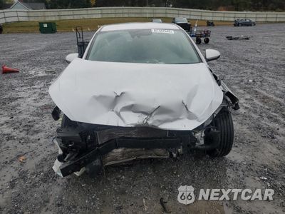 Piąte zdjęcie samochodu w środku: 2019 HYUNDAI ELANTRA SEL VIN:KMHD84LF1KU743274 - miniatura