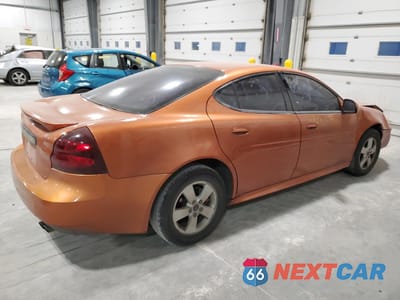 Trzecie zdjęcie samochodu z tyłu: 2005 PONTIAC GRAND PRIX GT VIN:2G2WS522351236349 - miniatura
