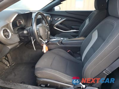 Zdjęcie 7 z 11 samochodu: 2016 CHEVROLET CAMARO LT VIN:1G1FB1RXXG0188832 - miniatura