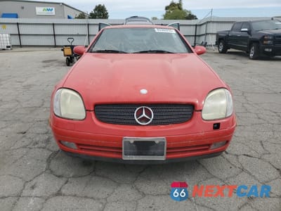 Piąte zdjęcie samochodu w środku: 1999 MERCEDES-BENZ SLK 230 KOMPRESSOR VIN:WDBKK47F5XF088585 - miniatura