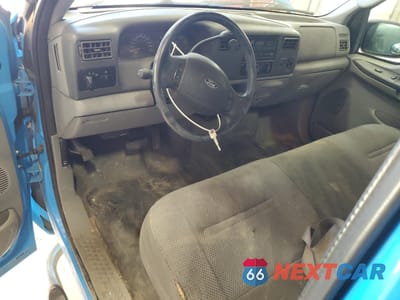 Zdjęcie 8 z 14 samochodu: 2003 FORD F250 SUPER DUTY VIN:1FTNX20L53EB33268 - miniatura