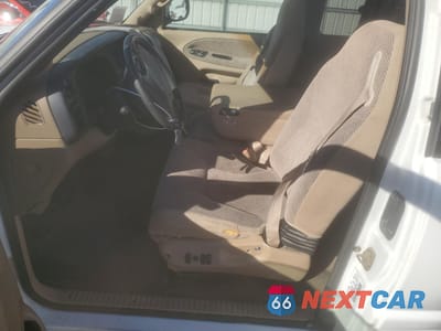 Zdjęcie 7 z 12 samochodu: 1998 DODGE RAM 1500 VIN:1B7HC13Z8WJ121694 - miniatura