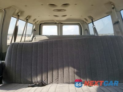 Zdjęcie 10 z 13 samochodu: 2006 FORD ECONOLINE E350 SUPER DUTY WAGON VIN:1FBNE31L96HB31413 - miniatura