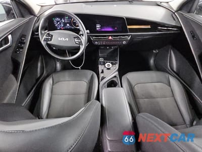 Zdjęcie 8 z 15 samochodu: 2023 KIA NIRO WIND VIN:KNDCR3L16P5025779 - miniatura