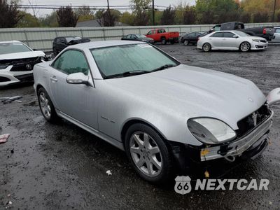 Czwarte zdjęcie samochodu z boku: 2002 MERCEDES-BENZ SLK 230 KOMPRESSOR VIN:WDBKK49F42F261969 - miniatura