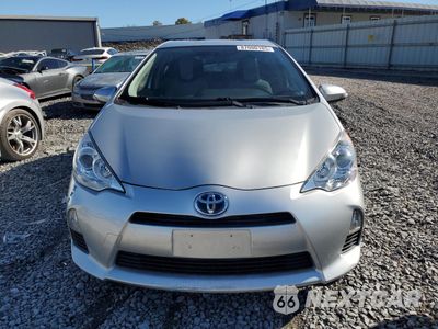 Piąte zdjęcie samochodu w środku: 2013 TOYOTA PRIUS C VIN:JTDKDTB35D1054898 - miniatura