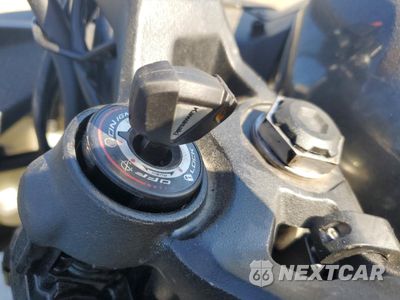 Zdjęcie 8 z 9 samochodu: 2023 KAWASAKI EX400 VIN:JKAEXKH18PDAP6270 - miniatura