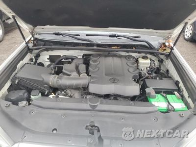 Zdjęcie 12 z 12 samochodu: 2016 TOYOTA 4RUNNER SR5/SR5 PREMIUM VIN:JTEBU5JR8G5309263 - miniatura