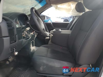 Zdjęcie 7 z 13 samochodu: 2011 NISSAN TITAN S VIN:1N6BA0CHXBN311302 - miniatura