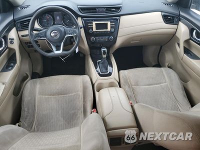 Zdjęcie 8 z 17 samochodu: 2017 NISSAN ROGUE S VIN:JN8AT2MTXHW134538 - miniatura