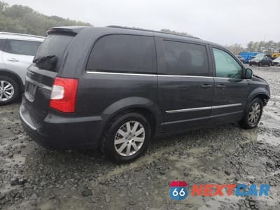 Trzecie zdjęcie samochodu z tyłu: 2011 CHRYSLER TOWN & COUNTRY TOURING L VIN:2A4RR8DG5BR721873 - miniatura