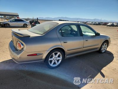 Trzecie zdjęcie samochodu z tyłu: 2002 NISSAN MAXIMA GLE VIN:JN1DA31D72T433904 - miniatura