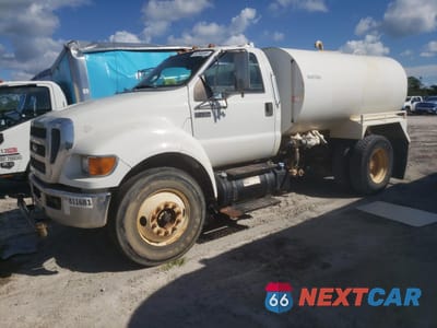 2015 FORD F750 WATER TRUCK 3FRXF7FA8FV718274 - główne zdjęcie licytacji z USA - miniatura