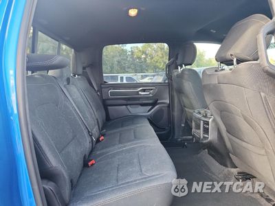 Zdjęcie 10 z 14 samochodu: 2021 RAM 1500 BIG HORN/LONE STAR VIN:1C6SRFFT0MN637103 - miniatura