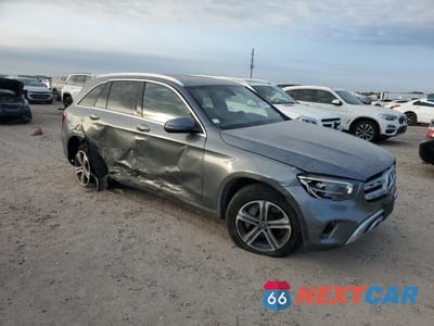 Czwarte zdjęcie samochodu z boku: 2021 MERCEDES-BENZ GLC 300 VIN:W1N0G8DB1MF900696 - miniatura