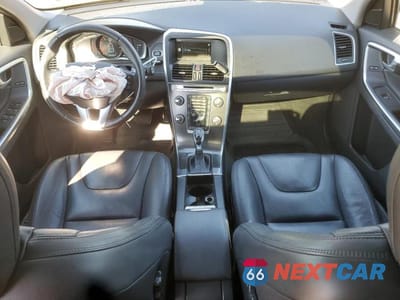 Zdjęcie 8 z 11 samochodu: 2014 VOLVO XC60 T6 VIN:YV4902DZ0E2556216 - miniatura